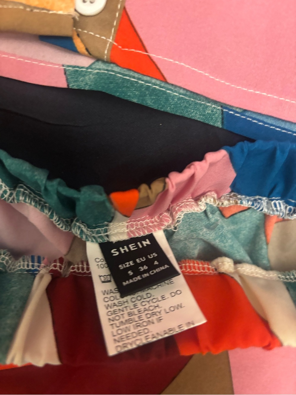 SHEIN Multicolor Abstract Colorblock Button-Up Crop Top & Shorts Set - Picture 2 of 3
